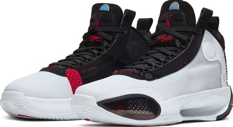 Jordan sneakers maat 34 .